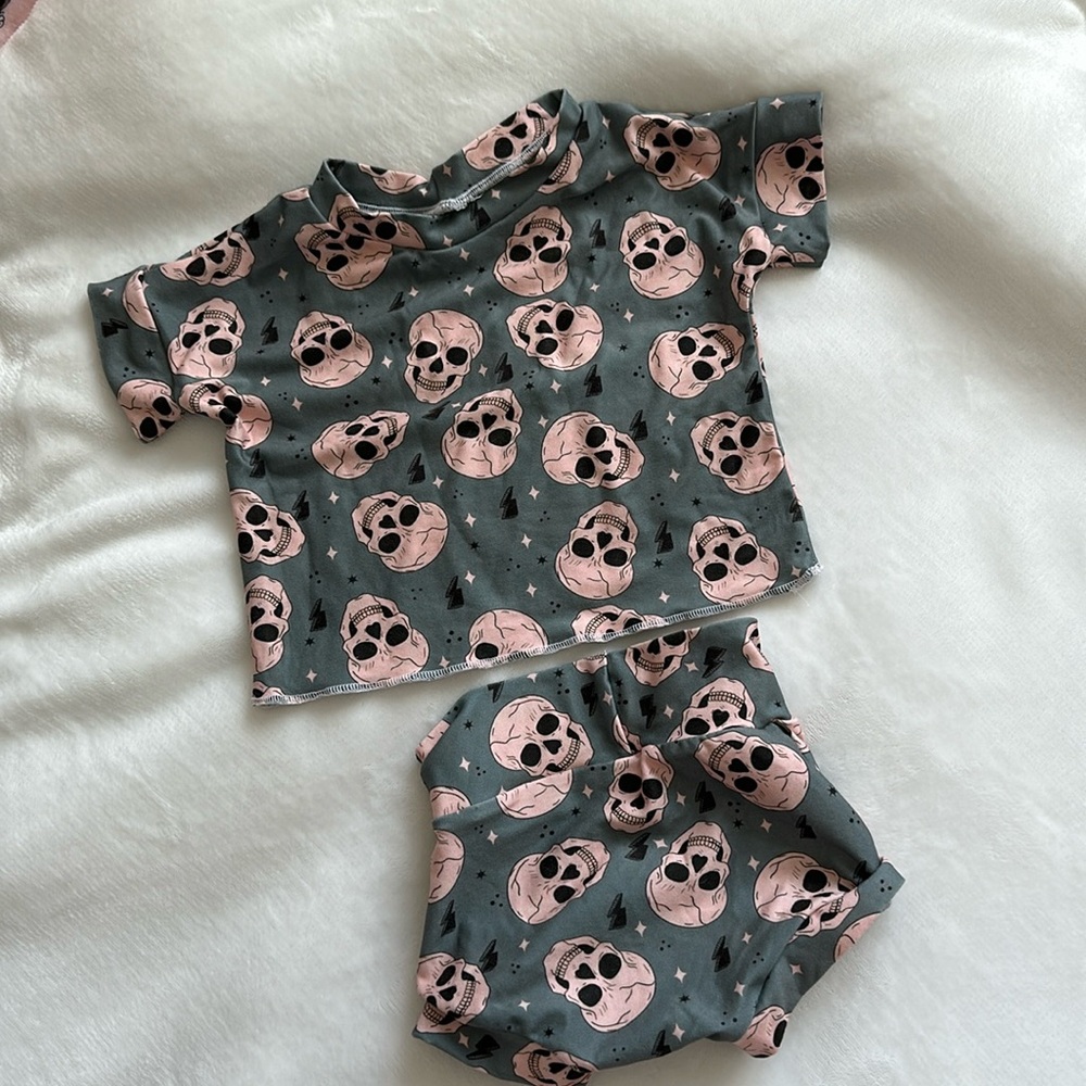 Skull two piece baby set